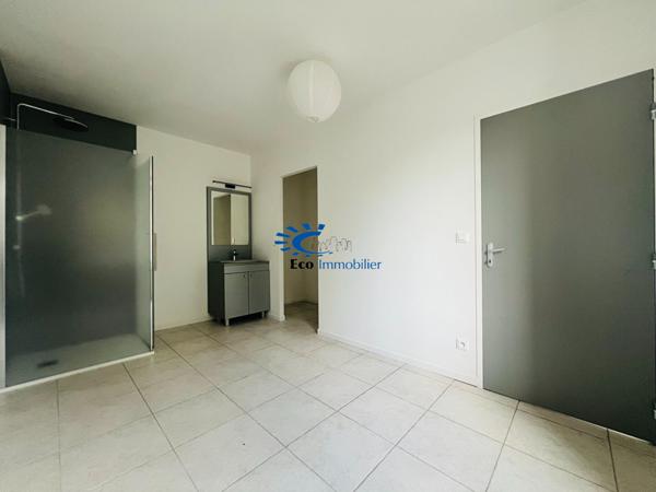 THAIRE MAISON 4 CHAMBRES AVEC JARDIN  Thaire