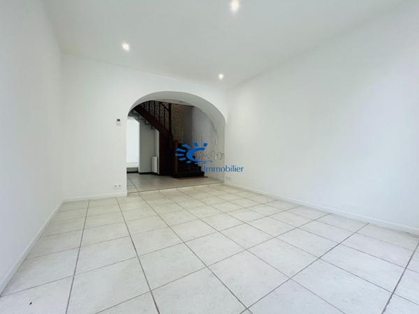 THAIRE MAISON 4 CHAMBRES AVEC JARDIN  Thaire