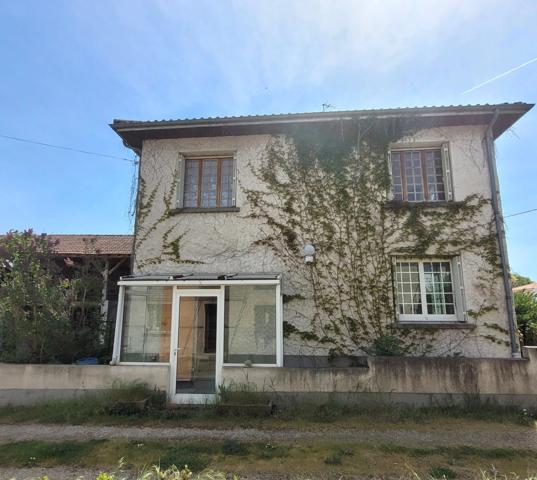 Maison éligible aux aides à la rénovation.