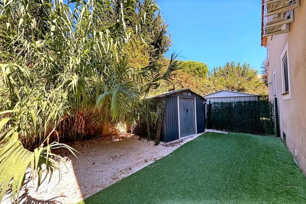 Maison
         4 pièces
        - 120 m² Exclusivité 299 000 € *