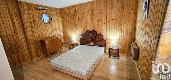 Maison traditionnelle 8 pièces de 216 m² à Villefranche-de-Rouergue (12200)