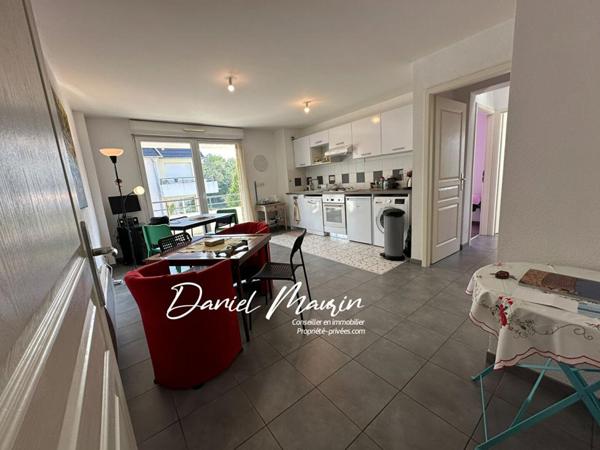 Appartement Saverne 3 pièce(s) 54 m2 Parking Piscine résidence sécurisée