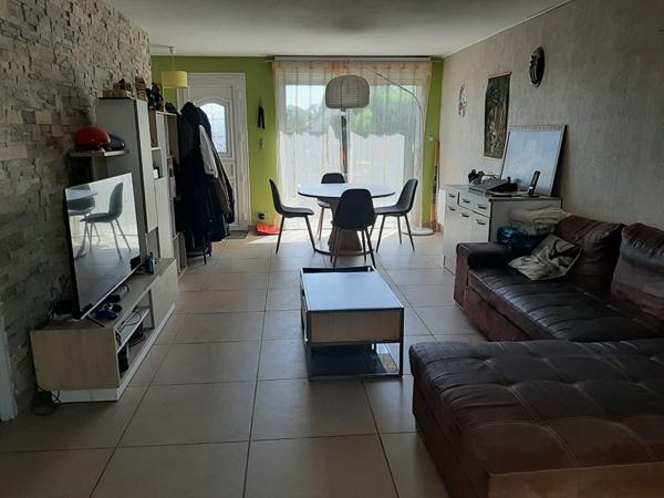 Maison spacieuse à vendre à Saint Porchaire