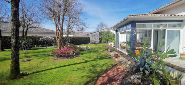 Biens de prestige à vendre Andernos Les Bains : 899 000 € - AJP Immobilier Andernos les Bains