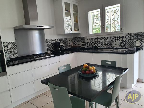 Biens de prestige à vendre Andernos Les Bains : 899 000 € - AJP Immobilier Andernos les Bains