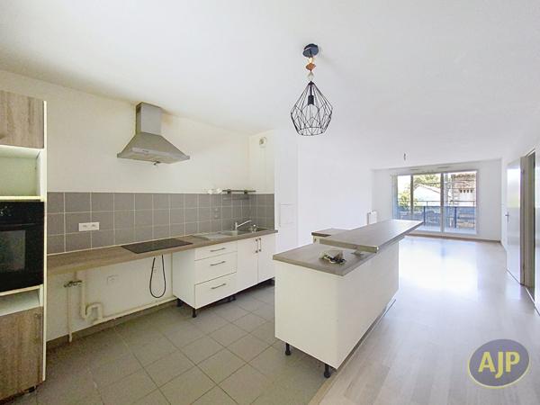 Appartement à vendre Bordeaux - 3 pièces, 67m² avec 2 chambre(s) à 277 160€ - AJP Immobilier Bordeaux Chartrons