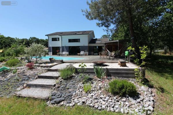 Achat - Maison | Villa Blanquefort 33290 8 pièces 225 m 2 2655 m 2