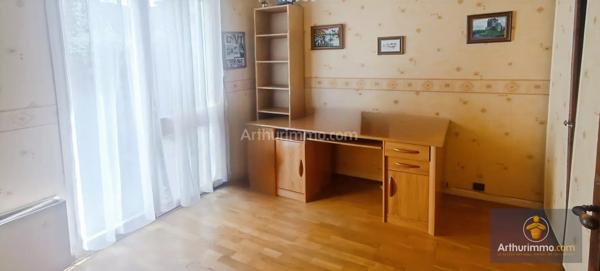 Vente                                                      Maison
                        
                     5 pièces                      86 m2                     à Bondoufle