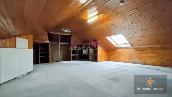 Vente                                                      Maison
                        
                     7 pièces                      126 m2                     à Courcouronnes