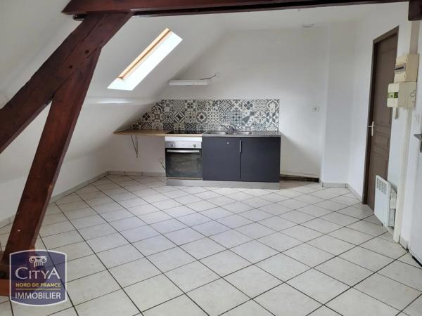 Appartement à louer 2 pièces 27.18m² Cambrai (59400)