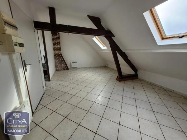 Appartement à louer 2 pièces 27.18m² Cambrai (59400)