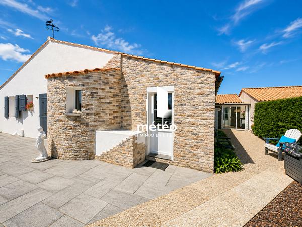 Ensemble immobilier d’exception – Résidence de charme avec activité touristique clé en main