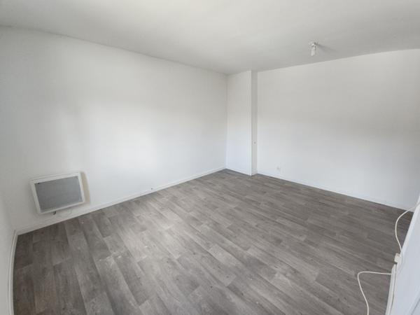 Immeuble à vendre au centre-ville de Saint Quentin - Réf 6076