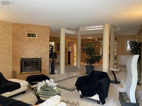 Maison à vendre à Amboise dans l'Indre-et-Loire (37400), ref : 37037/235