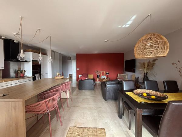 Appartement Hyeres  3 pièce(s) 70.68 m2