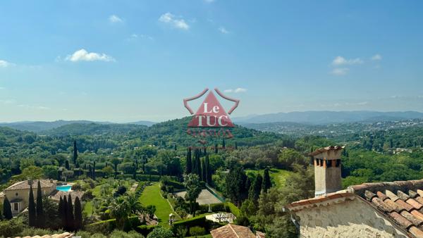 MAGAGNOSC MAISON DE VILLAGE 276 M2 AVEC GARAGE ET TERRASSE Grasse (06520)