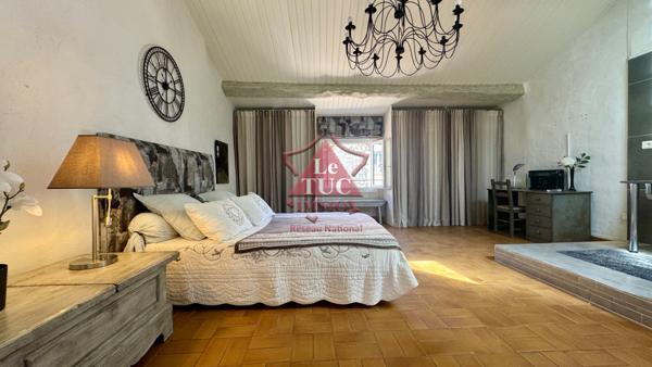 MAGAGNOSC MAISON DE VILLAGE 276 M2 AVEC GARAGE ET TERRASSE Grasse (06520)