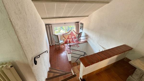 MAGAGNOSC MAISON DE VILLAGE 276 M2 AVEC GARAGE ET TERRASSE Grasse (06520)