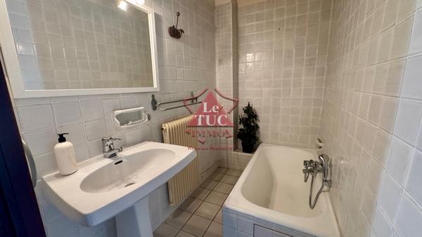 MAGAGNOSC MAISON DE VILLAGE 276 M2 AVEC GARAGE ET TERRASSE Grasse (06520)