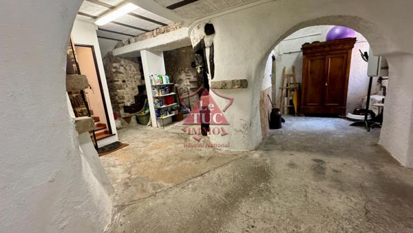 MAGAGNOSC MAISON DE VILLAGE 276 M2 AVEC GARAGE ET TERRASSE Grasse (06520)