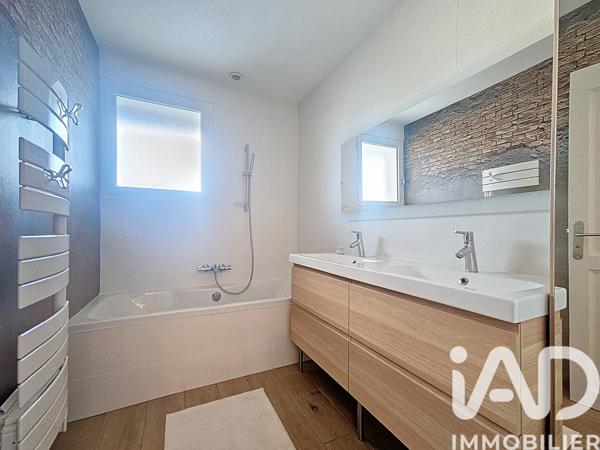 Maison à vendre 6 pièces 156 m² Saint-Julien-en-Genevois