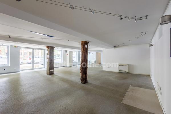 Honfleur centre ville - Local commercial ou bureau à vendre - 166 m2 - Plain pied -