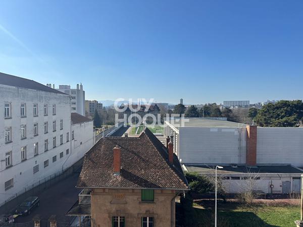 Appatement T2 - Traversant - cave