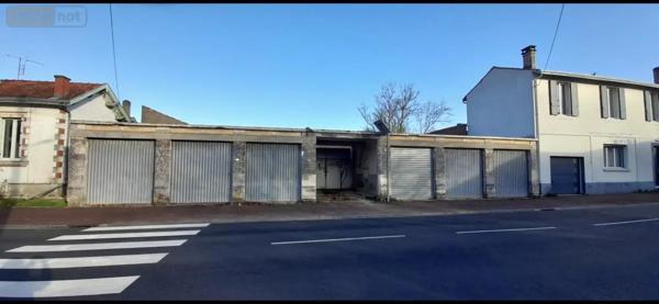 Achat - Garage et parking Saintes 17100 90 m 2 100 m 2