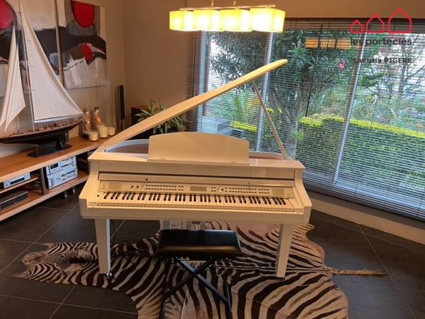 Villa de standing - 6 pièces 240m² - Vue mer imprenable