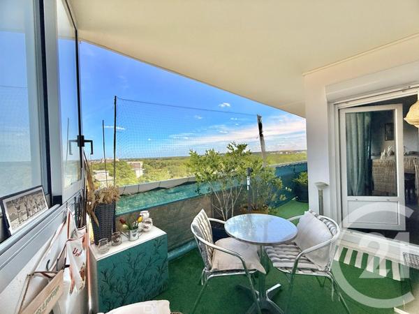 Appartement F3 à vendre  3 pièces - 71,60 m 2   TREMBLAY EN FRANCE  - 93