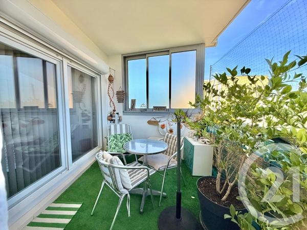 Appartement F3 à vendre  3 pièces - 71,60 m 2   TREMBLAY EN FRANCE  - 93