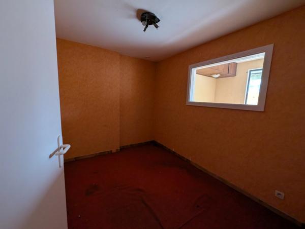 Local/bureau à vendre TARBES (65)