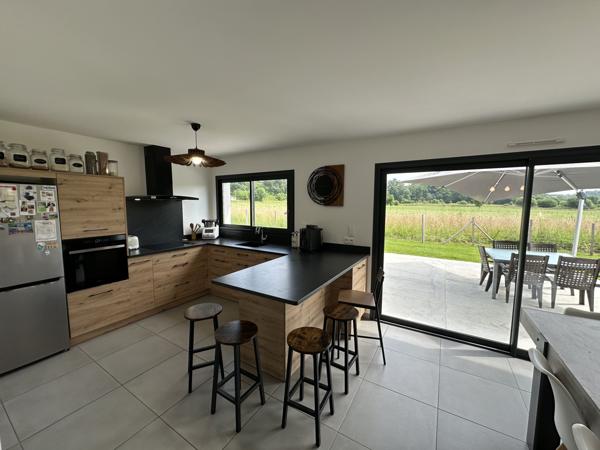 Oloron-Sainte-Marie (64400) Proche d’Oloron Sainte Marie, plain-pied incontournable de 2021 à l’état neuf !