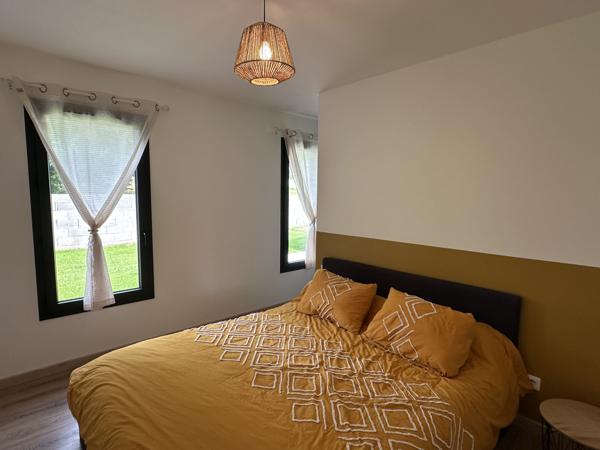 Oloron-Sainte-Marie (64400) Proche d’Oloron Sainte Marie, plain-pied incontournable de 2021 à l’état neuf !