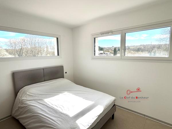 Maison
                                                                                                                                                                                                                                                                                                                        5 pièce(s)                                                                                                                                                                                                          4 chambre(s)                                                                                                                                                                                                          150  m²