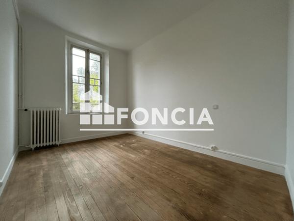 Location Appartement 3 pièces 70 m² - 8 RUE DE SEVILLE Carcassonne 11000