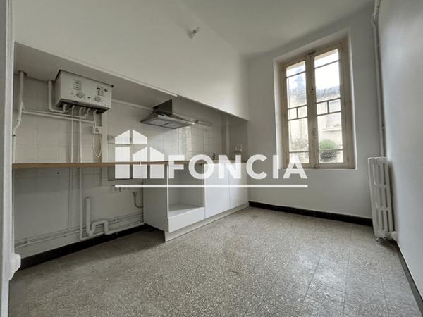 Location Appartement 3 pièces 70 m² - 8 RUE DE SEVILLE Carcassonne 11000