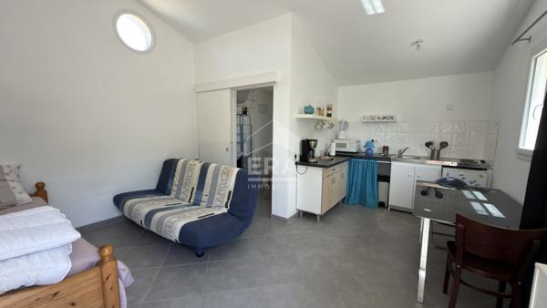 A VENDRE 83470 SAINT MAXIMIN LA SAINTE BAUME MAISON DE PLAIN PIED TYPE 4 DE 108M²  SUR 2450 M² DE JARDIN PISCINE GARAGE ET STUDIO INDEPENDANT
