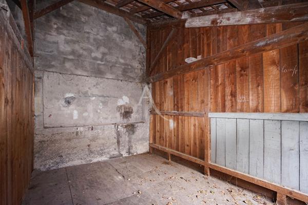 Pau 3 grands Box pour stockage et garage moto proche Halles