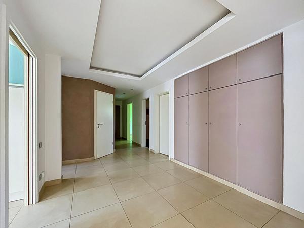 Appartement Strasbourg 5 pièce(s) - NEUDORF au calme Strasbourg Appartement Strasbourg 5 pièce(s) - NEUDORF au calme Strasbourg