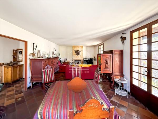Maison Bouc Bel Air 6 pièce(s) 150.15 m2