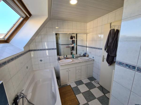 Belle maison T4 avec jardin et piscine enterrée