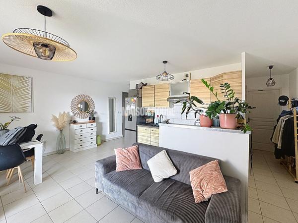 Appartement 3 pièces avec terrasse Puget Sur Argens .
