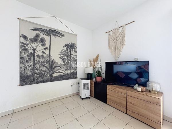 Appartement 3 pièces avec terrasse Puget Sur Argens .