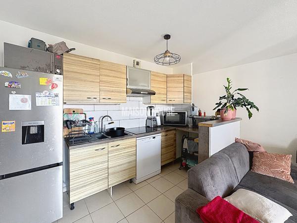 Appartement 3 pièces avec terrasse Puget Sur Argens .