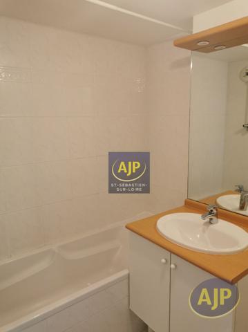 Vente appartement Nantes : 234 520 € - AJP Immobilier Saint-Sébastien-sur-Loire