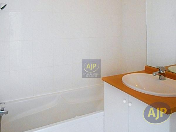 Appartement à vendre Nantes - 3 pièces, 59m² avec 2 chambre(s) à 213 500€ - AJP Immobilier Saint-Sébastien-sur-Loire