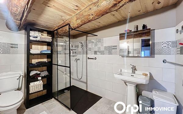 Maison à vendre    5 pièces •  Clavières