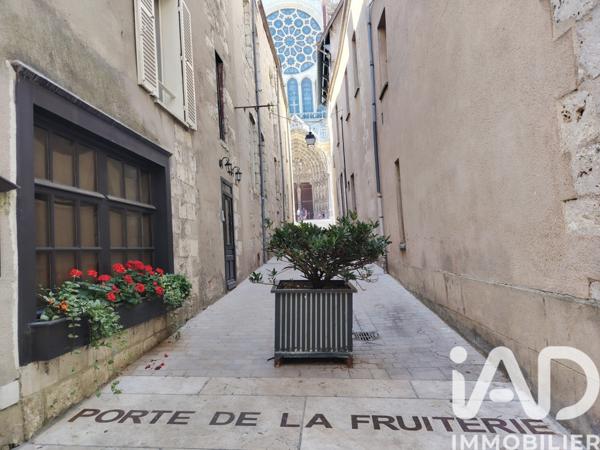 Location appartement 3 pièces 76 m² Chartres