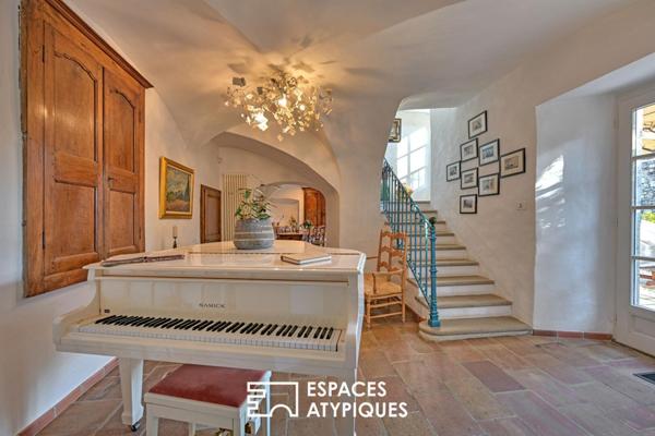 Ancien presbytère rénové et son jardin secret